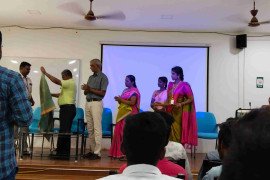 gallery - blockchain-and-decentralization-advantages-disadvantages-and-implications - 1