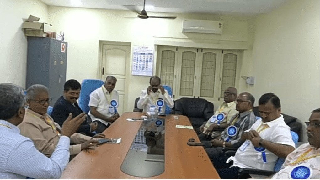 DEPARTMENT OF PHYSICS (SF) Organized RECENT TRENDS IN SOLAR CELLS (ICRTSC-23) Day-I